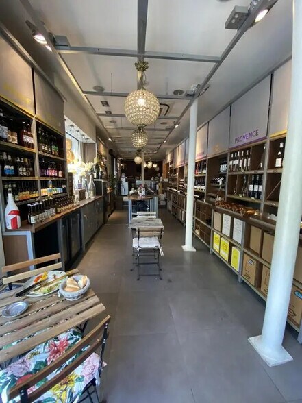 Local commercial dans Paris à vendre - Photo intérieure – Image 3 sur 8