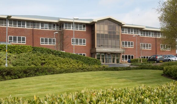 Aspinall Close, Bolton à louer - Photo de l’immeuble – Image 1 sur 1