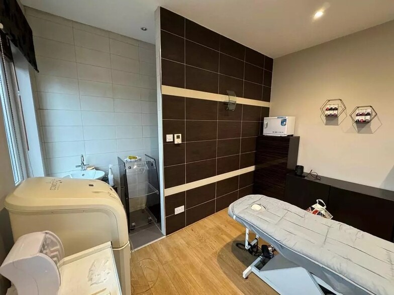 71 Church St, Bolton à louer - Photo intérieure – Image 2 sur 6