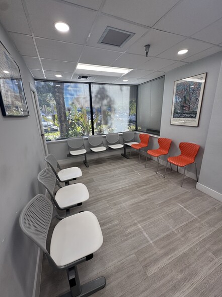 5210 Linton Blvd, Delray Beach, FL à louer - Hall d’entrée – Image 2 sur 11