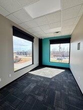 2701 SE J St, Bentonville, AR à louer Photo intérieure– Image 2 sur 7