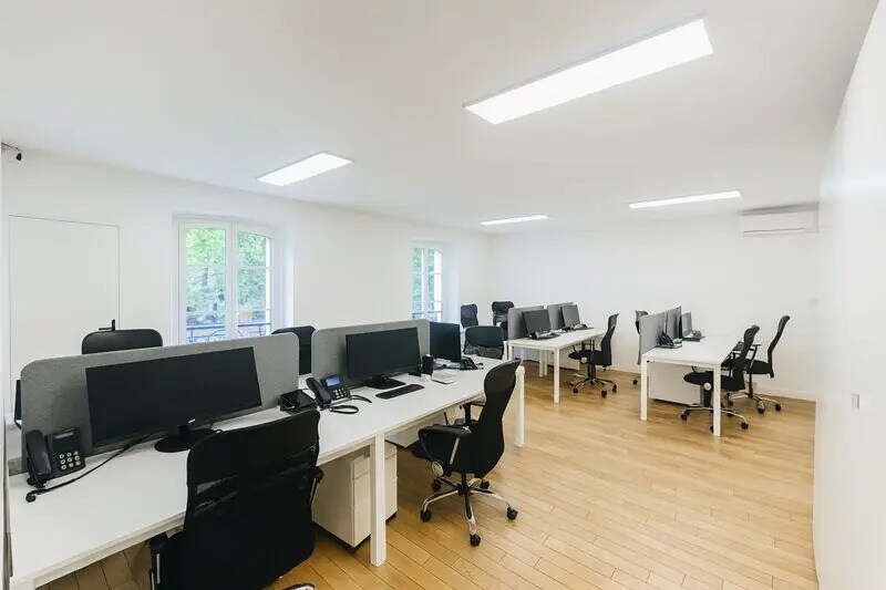 Bureau dans Paris à louer - Photo de l’immeuble – Image 3 sur 13