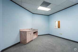2211 Norfolk St, Houston, TX à louer Photo intérieure– Image 2 sur 6