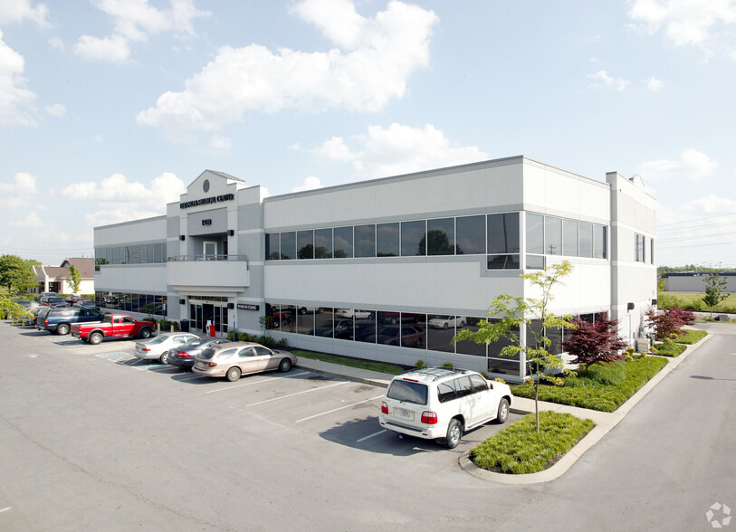1420 W Baddour Pky, Lebanon, TN à louer - Photo de l’immeuble – Image 1 sur 4