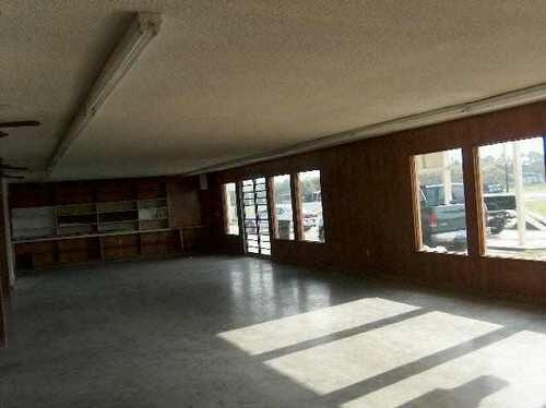 6661 N Hwy 35, Rockport, TX à vendre - Hall d’entrée – Image 3 sur 9