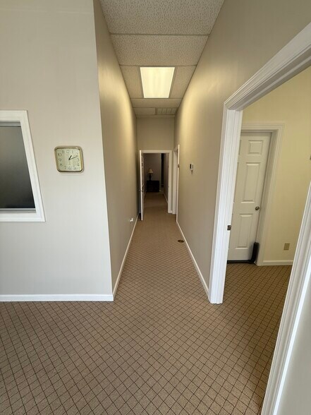 7601 Waters Ave, Savannah, GA à louer - Photo de l’immeuble – Image 3 sur 8