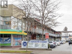 8766 Mckim Way, Richmond, BC à louer Photo de l’immeuble– Image 1 sur 3