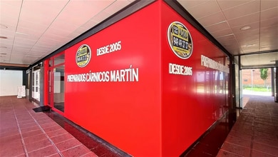 Local commercial dans Guadalajara, Guadalajara à louer Photo intérieure– Image 1 sur 6