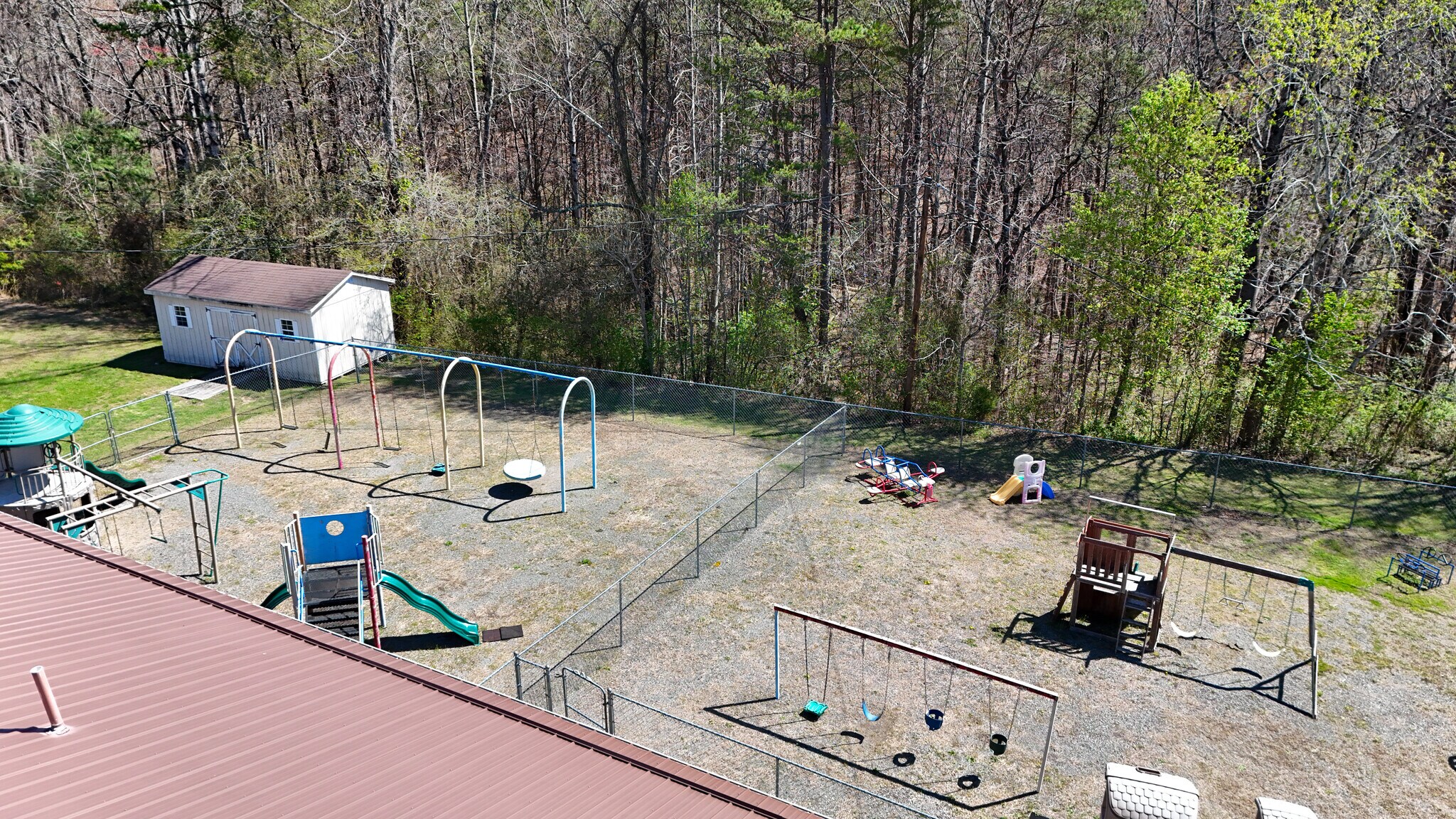 259 Belvue Dr, Mount Airy, NC à vendre Photo principale– Image 1 sur 20