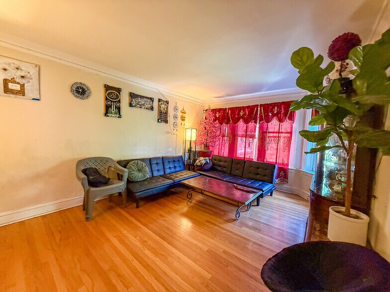 6308-10 North Artesian Avenue Ave, Chicago, IL à vendre - Photo de l’immeuble – Image 2 sur 8