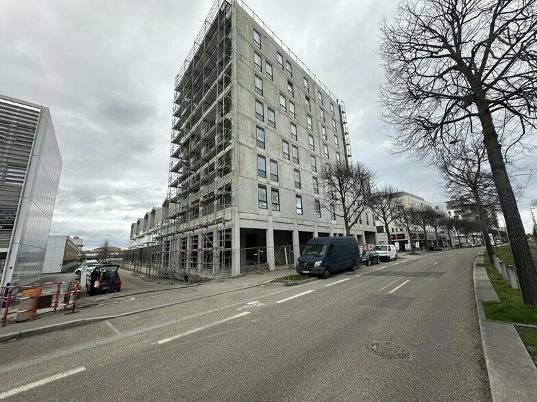 Local commercial dans Strasbourg à vendre - Photo de l’immeuble – Image 2 sur 5