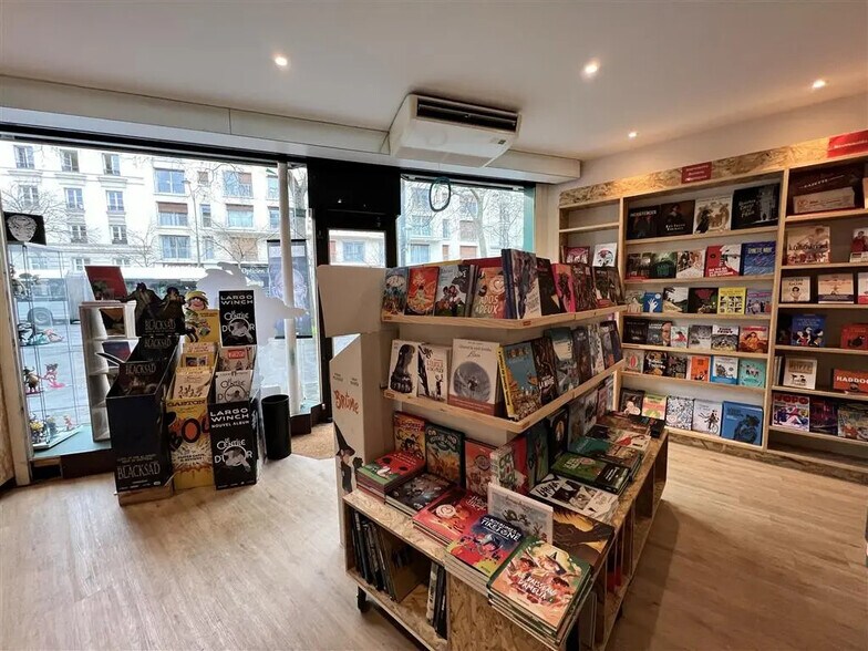 Local commercial dans Paris à louer - Photo de l’immeuble – Image 2 sur 9