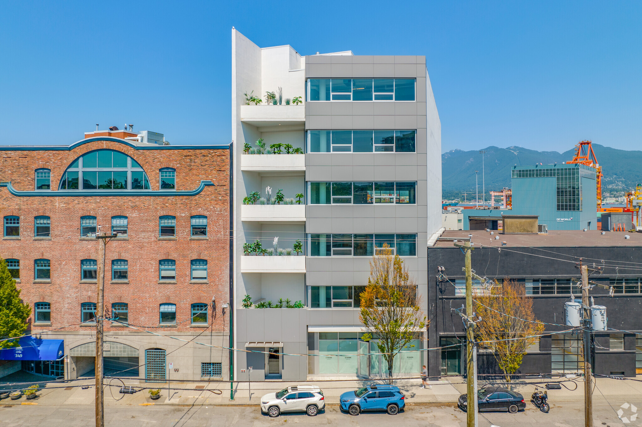 355 Railway St, Vancouver, BC à vendre Photo principale– Image 1 sur 15
