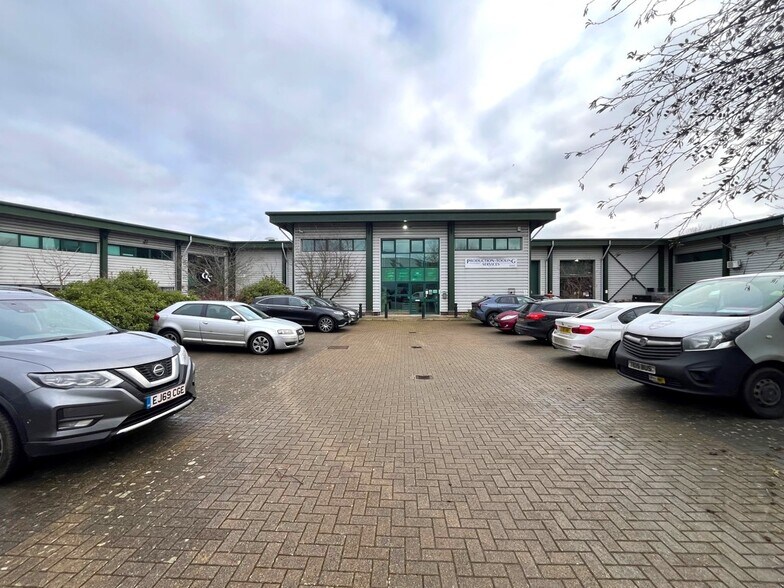 166 Eastways, Witham à vendre - Photo de l’immeuble – Image 3 sur 5