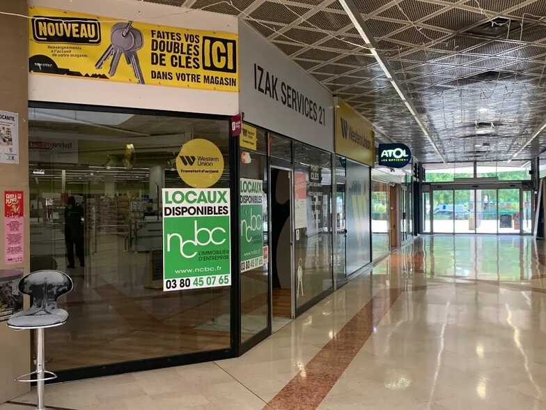 Local commercial dans Dijon à louer - Photo de l’immeuble – Image 2 sur 11