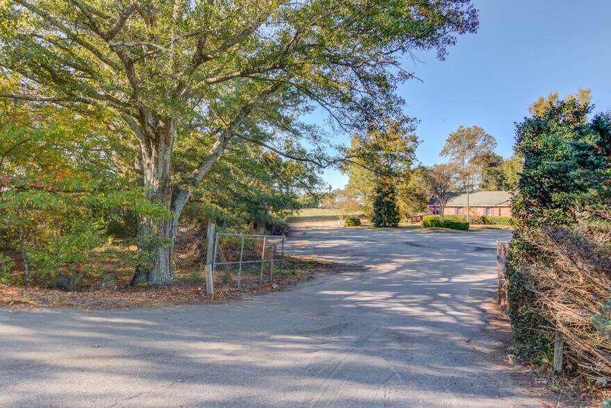 2161 Pendley Rd, Cumming, GA à vendre - Photo de l’immeuble – Image 2 sur 35