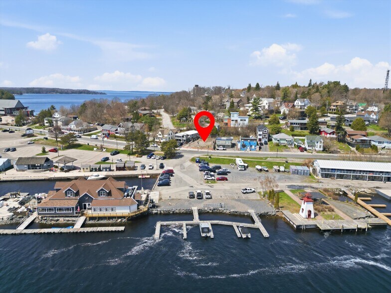 22 Bay St, Parry Sound, ON à vendre - Photo de l’immeuble – Image 3 sur 16