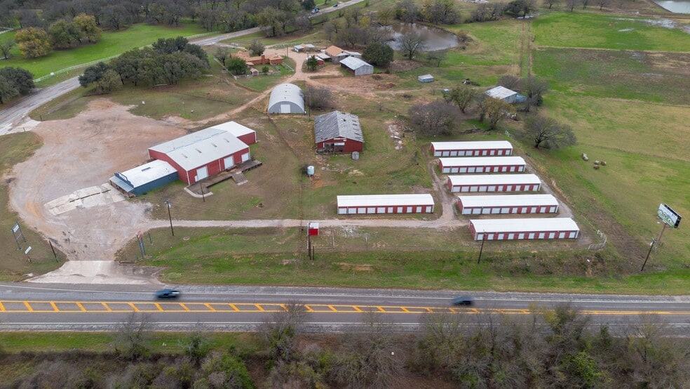 196 FM 718, Rhome, TX à vendre - Photo principale – Image 2 sur 4