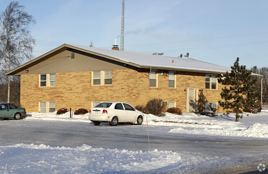 314 County Rd 8, Rockville, MN à vendre - Photo de l’immeuble – Image 3 sur 15
