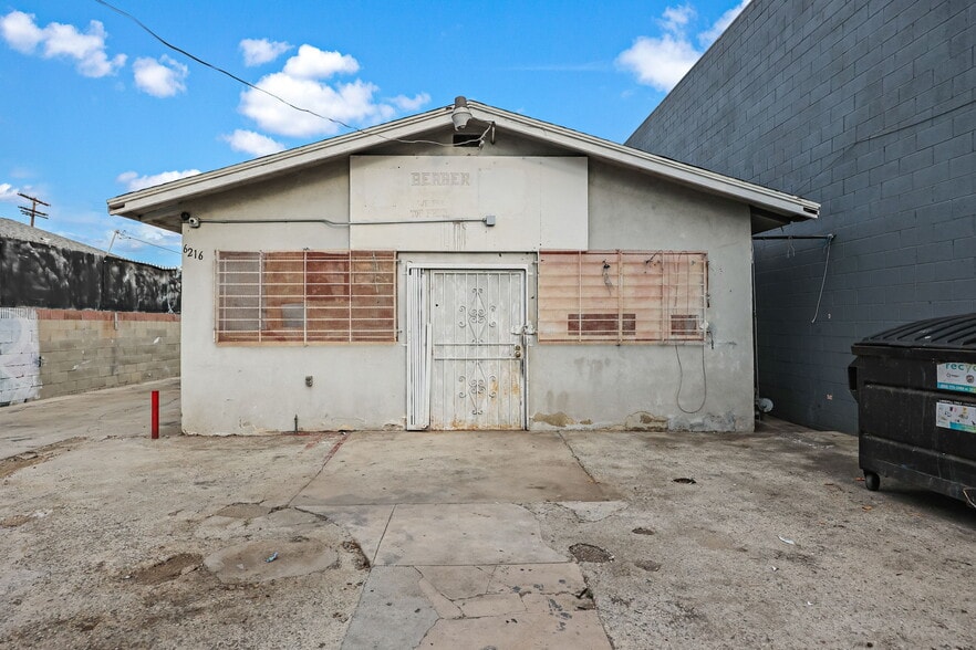 6216 Crenshaw Blvd, Los Angeles, CA à vendre - Photo principale – Image 1 sur 24