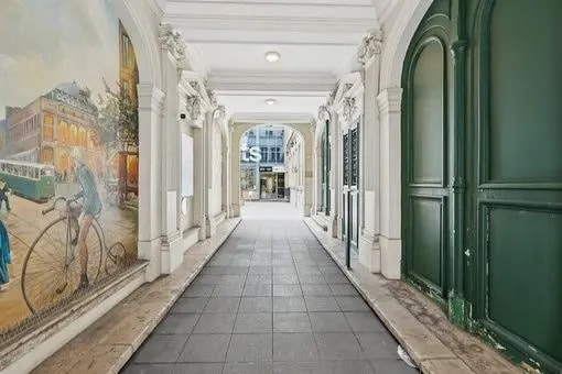 24 Rue Chauchat, Paris à louer - Photo de l’immeuble – Image 2 sur 15