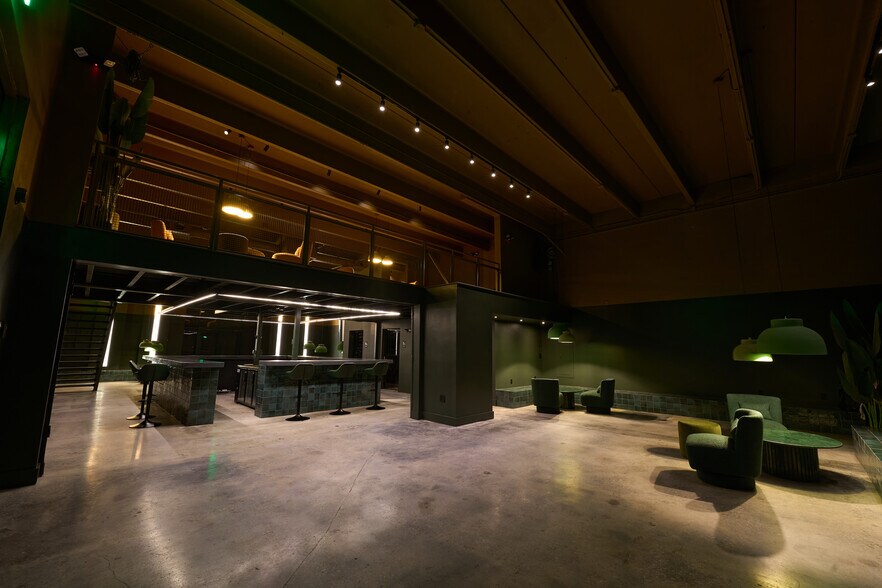 297-299 NW 23rd St, Miami, FL à louer - Photo de l’immeuble – Image 3 sur 16