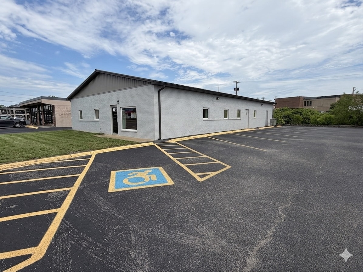 137 W Broadway, Gallatin, TN à louer Photo intérieure– Image 1 sur 7