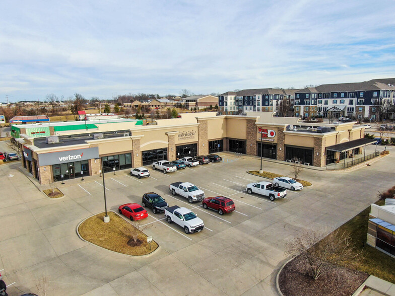 1413 Grindstone Plaza Dr, Columbia, MO à louer - Photo de l’immeuble – Image 1 sur 11