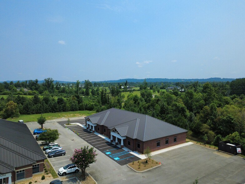 1340 Mackey Branch Dr, Chattanooga, TN à louer - Photo de l’immeuble – Image 2 sur 9