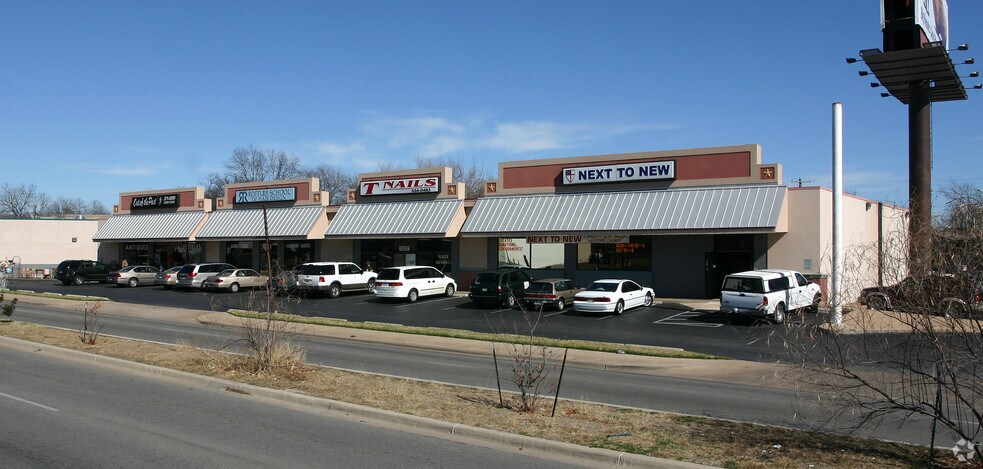 5335-5341 Burnet Rd, Austin, TX à vendre - Photo de l’immeuble – Image 2 sur 3