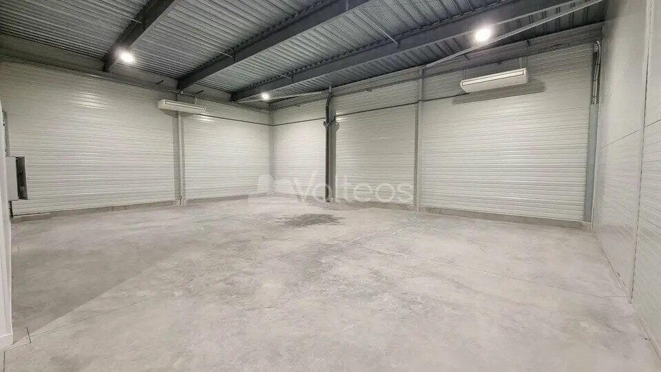 Bureau dans SAINTE-FOY-D'AIGREFEUILLE à louer - Photo intérieure – Image 2 sur 8