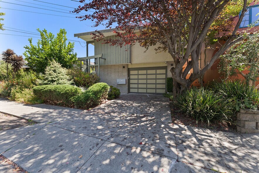 2427 McKinley Ave, Berkeley, CA à vendre - Photo de l’immeuble – Image 2 sur 33