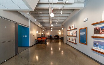 108 Morris St, Durham, NC à louer Photo intérieure– Image 2 sur 13