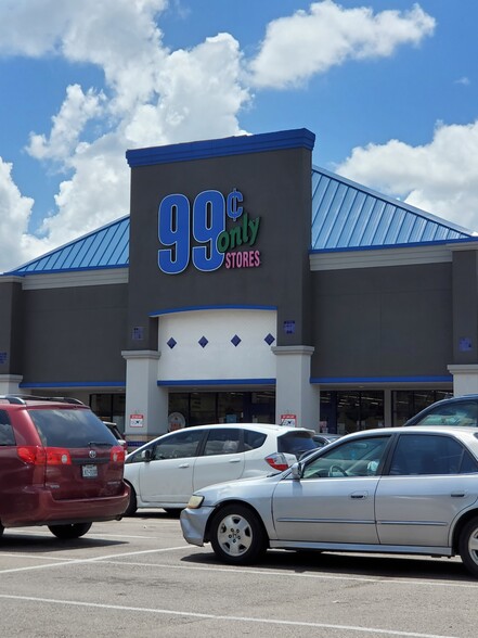 8400-8700 S Gessner Dr, Houston, TX à louer - Photo de l’immeuble – Image 3 sur 17