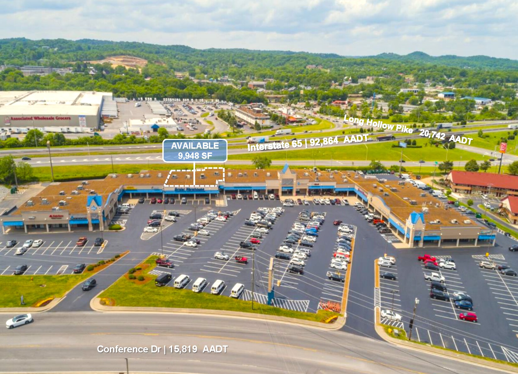 900 Conference Dr, Goodlettsville, TN à louer Photo de l’immeuble– Image 1 sur 8