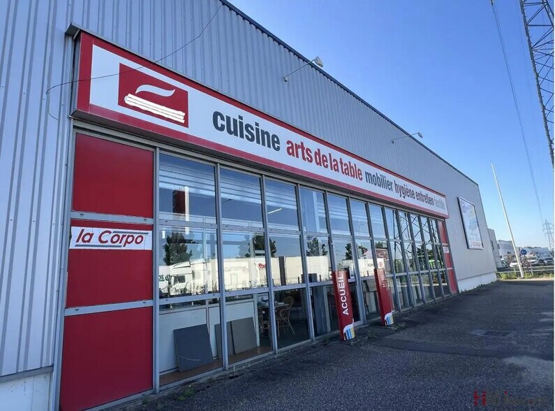 63 Boulevard Industriel, Sotteville-lès-Rouen à louer - Photo de l’immeuble – Image 1 sur 10