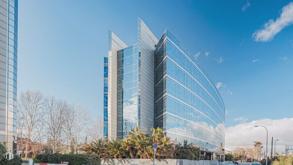 Calle de Eucalipto, 25, Madrid, Madrid à louer - Vidéo sur l’annonce professionnelle – Image 2 sur 21