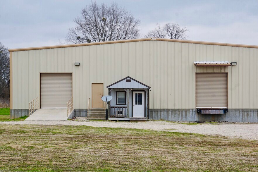 342 Farm Road 2653 S, Brashear, TX à louer - Photo de l’immeuble – Image 1 sur 8