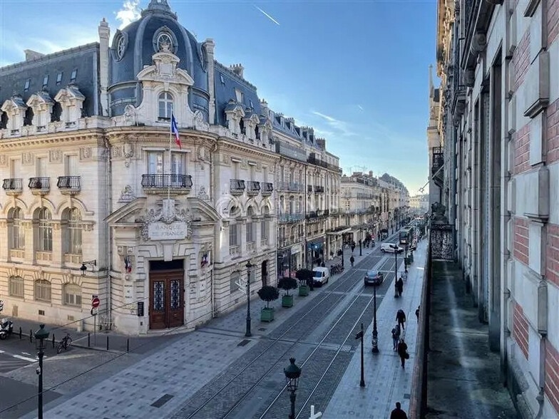33 Rue De La République, Orléans à louer - Photo de l’immeuble – Image 1 sur 12