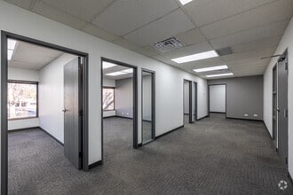 14 Inverness Dr E, Englewood, CO à louer Photo intérieure– Image 1 sur 5