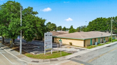 260 S Marion Ave, Lake City, FL à louer Photo intérieure– Image 2 sur 14