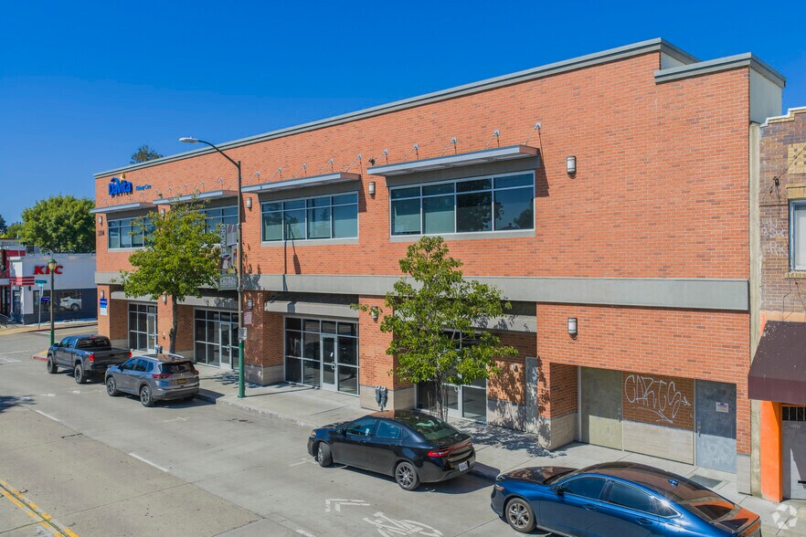 3810-3814 MacArthur Blvd, Oakland, CA à louer - Photo de l’immeuble – Image 2 sur 7