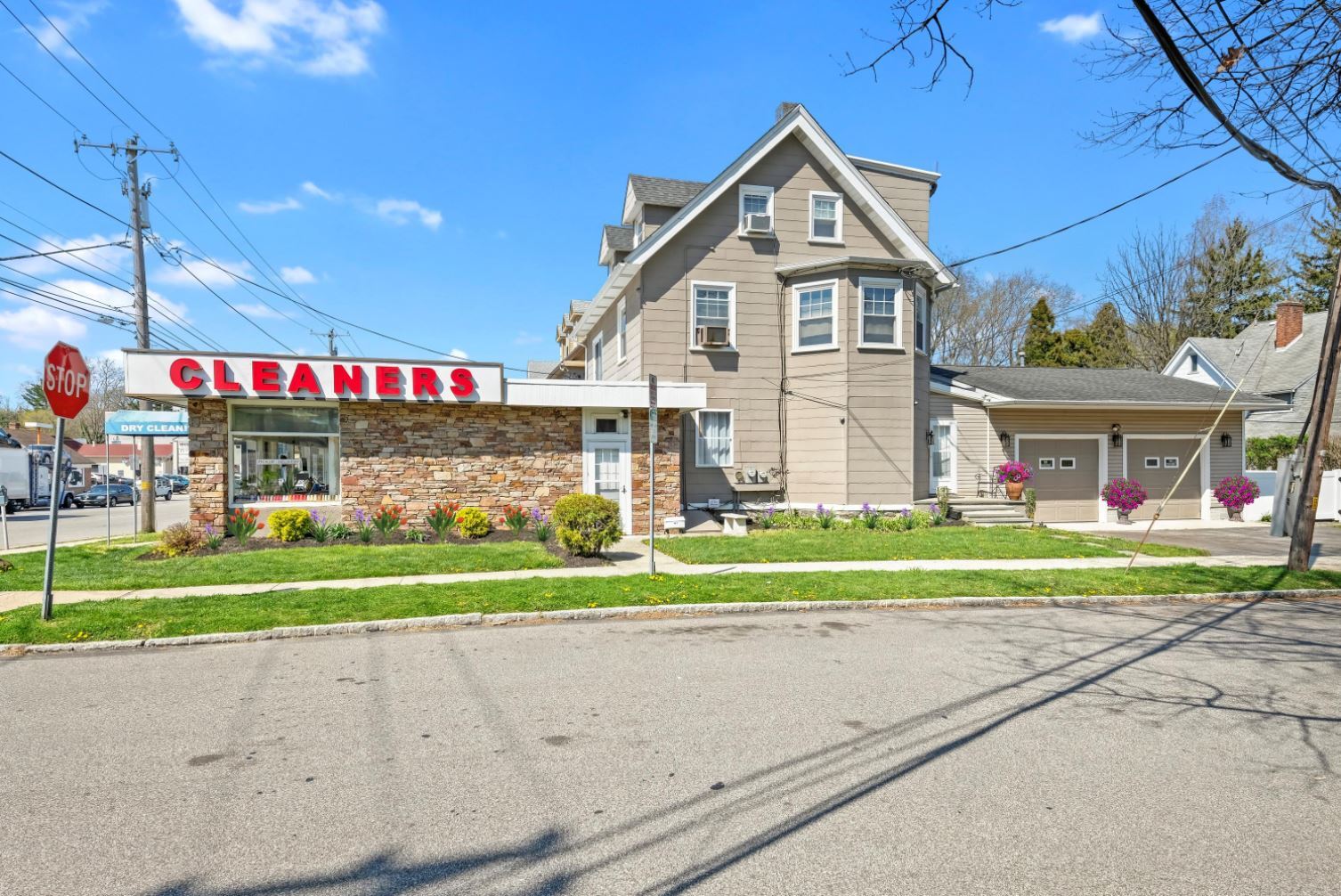129 Montgomery Ave, Bala Cynwyd, PA à vendre Photo principale– Image 1 sur 23