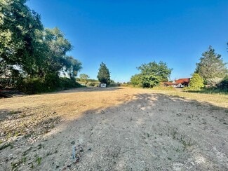 Plus de détails pour 3 Taylors Rd, Hitchin - Terrain à louer