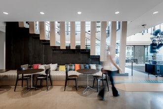 1201 Demonbreun St, Nashville, TN à louer Photo intérieure– Image 2 sur 12