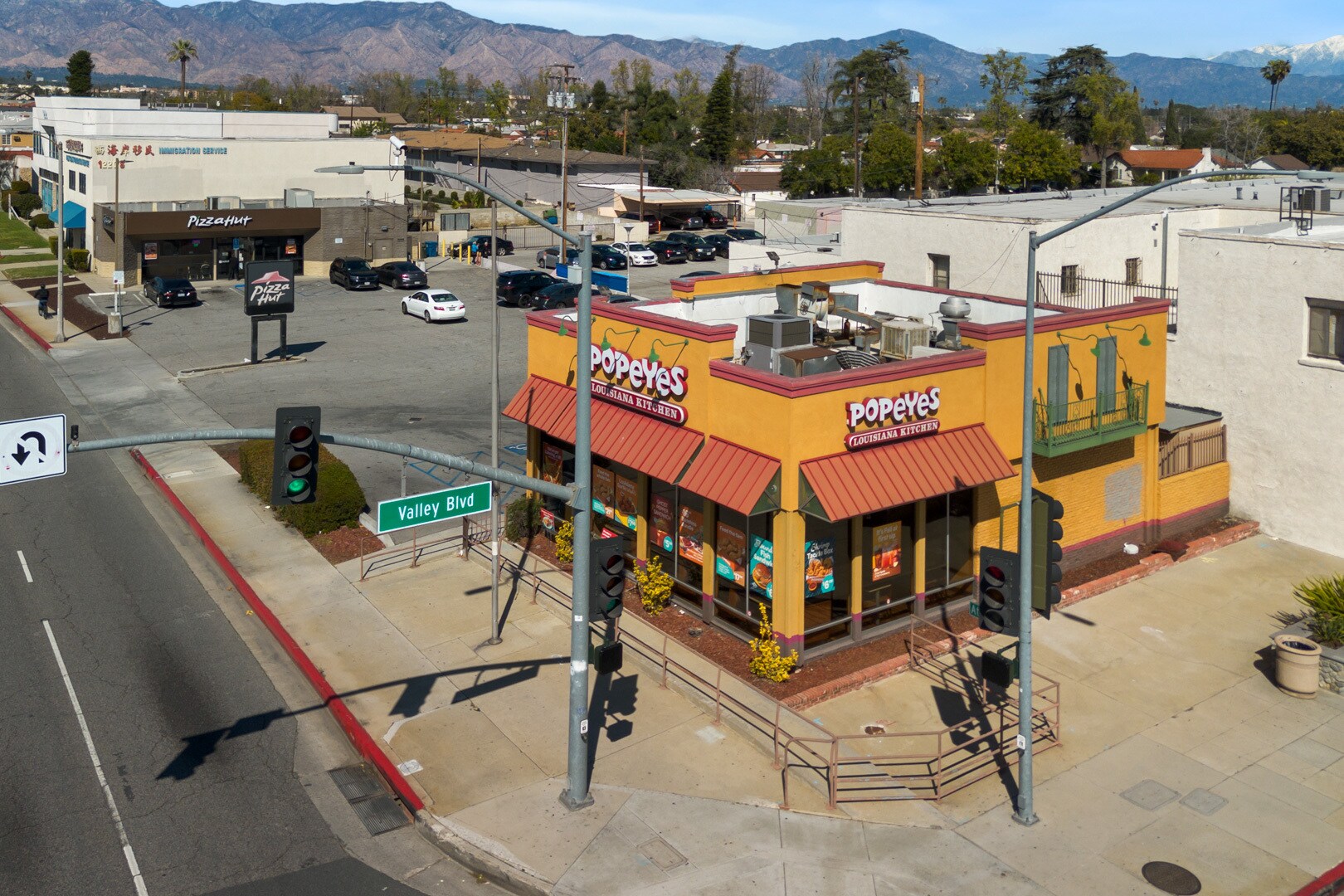 1224 S Atlantic Blvd, Alhambra, CA à vendre Photo principale– Image 1 sur 26