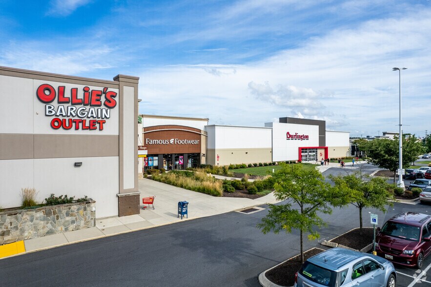 6711 Ritchie Hwy, Glen Burnie, MD à louer - Photo principale – Image 1 sur 18