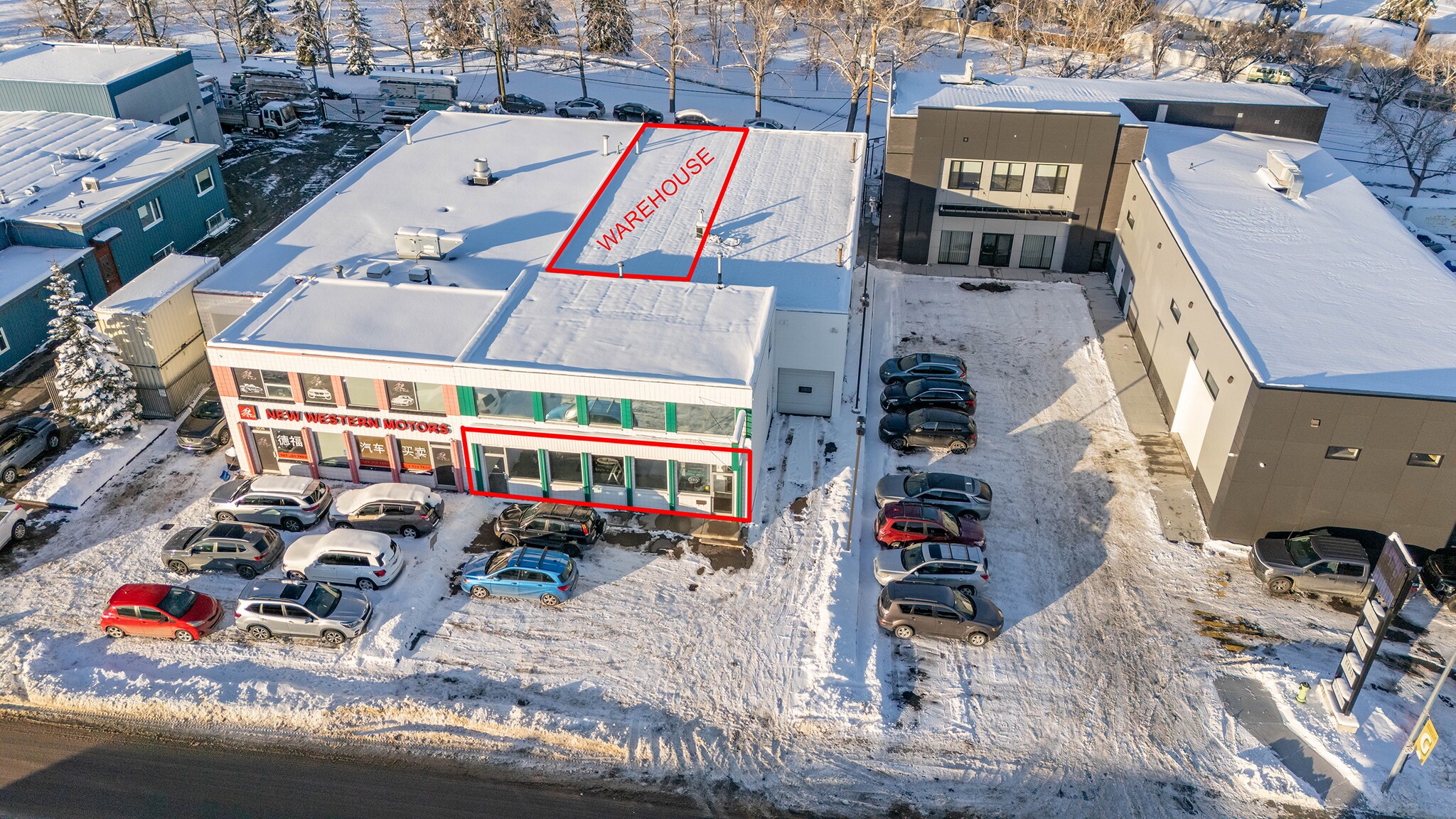 308-312 41st Ave NE, Calgary, AB à louer Photo de l’immeuble– Image 1 sur 11