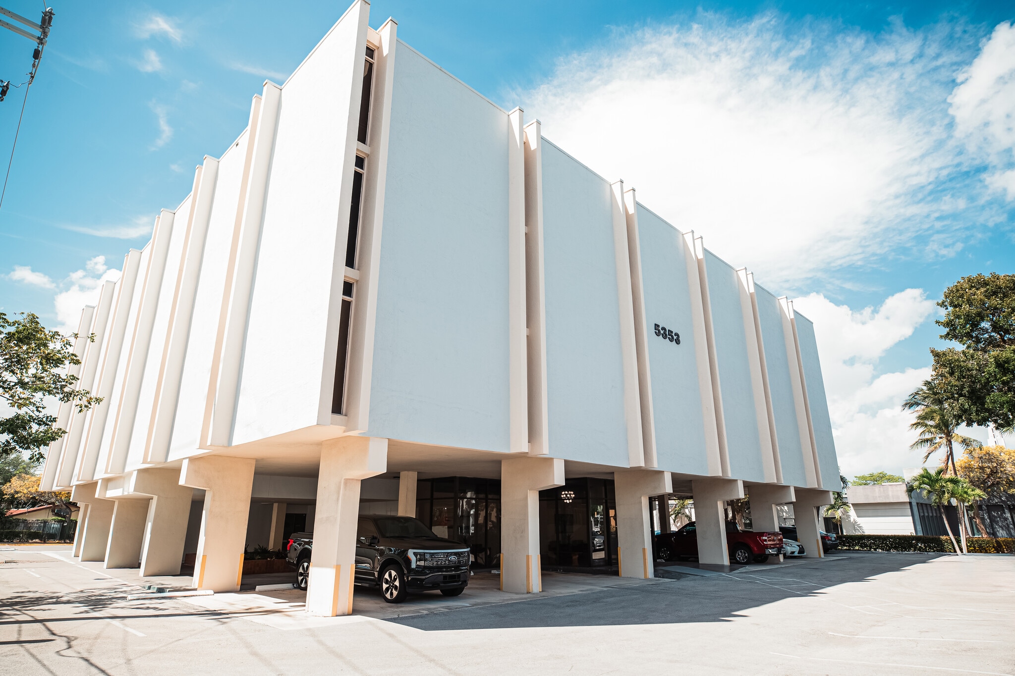 5353 N Federal Hwy, Fort Lauderdale, FL à louer Photo principale– Image 1 sur 7