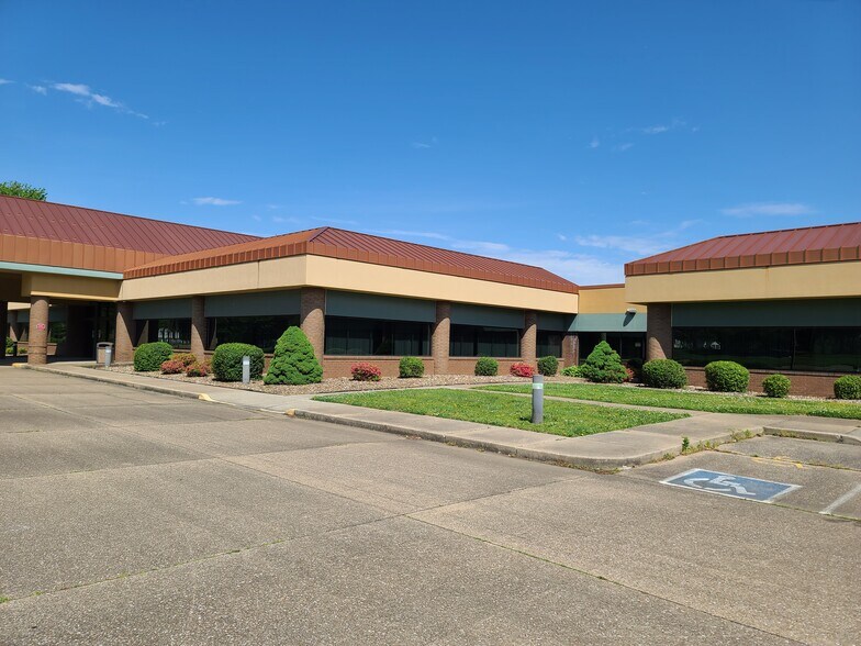 4100 Covert Ave, Evansville, IN à louer - Photo de l’immeuble – Image 3 sur 20